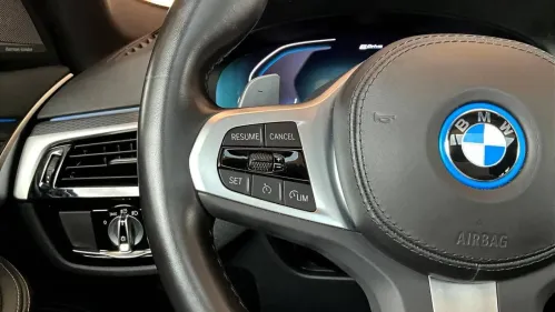 2022 BMW 5 Series WBA13AG04NCK76742