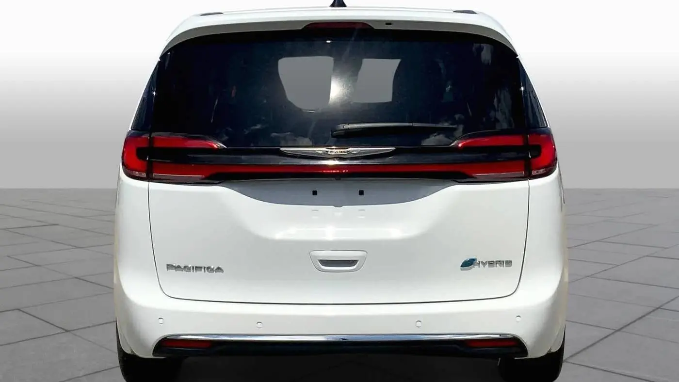 2024 Chrysler Pacifica 2C4RC1S77RR123716