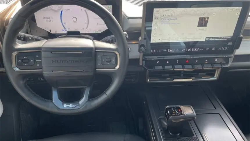 2022 GMC HUMMER EV Pickup 1GT40FDA8NU100497