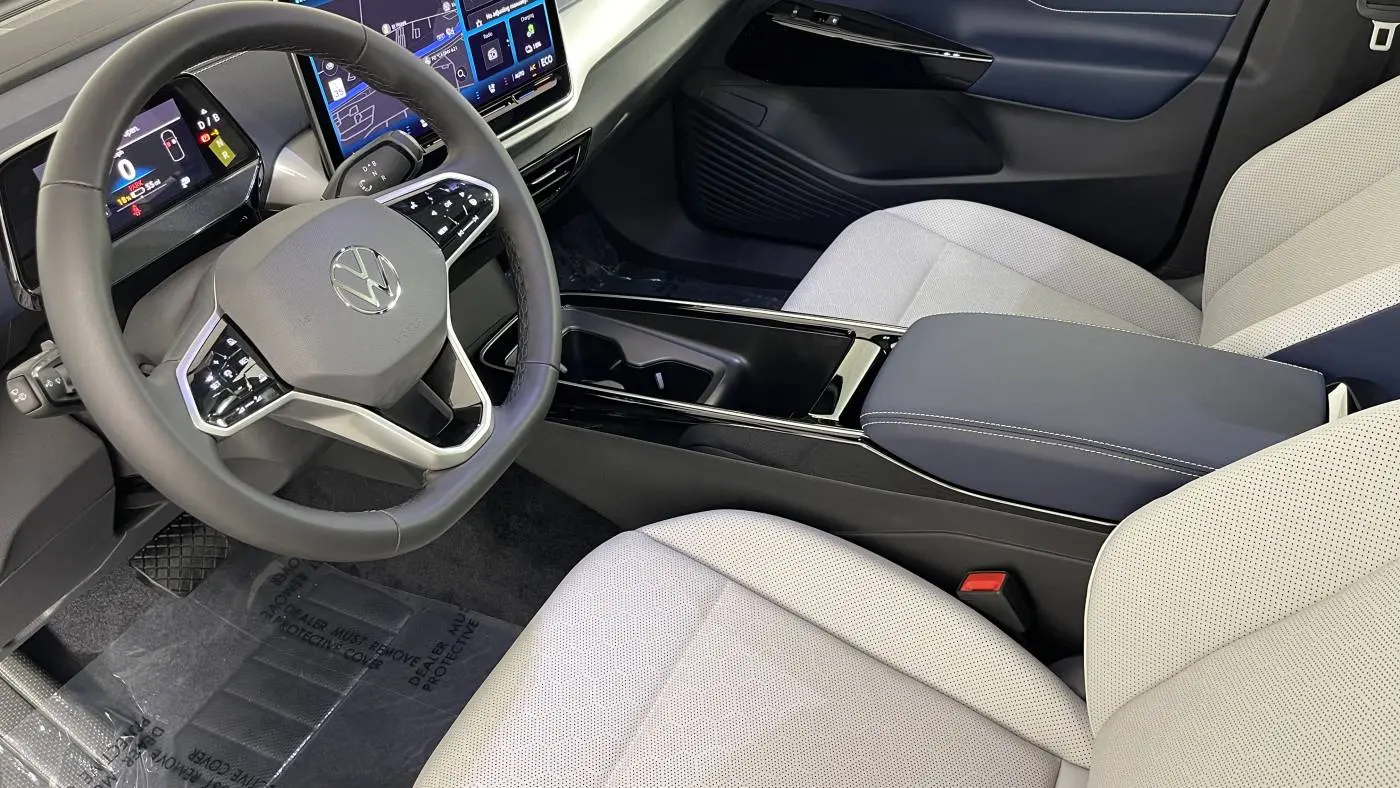 2025 Volkswagen ID.4 1V2WSPE83SC002711
