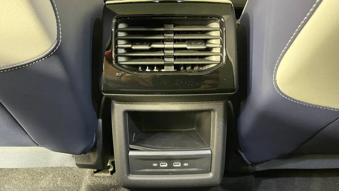 2025 Volkswagen ID.4 1V2WSPE83SC002711