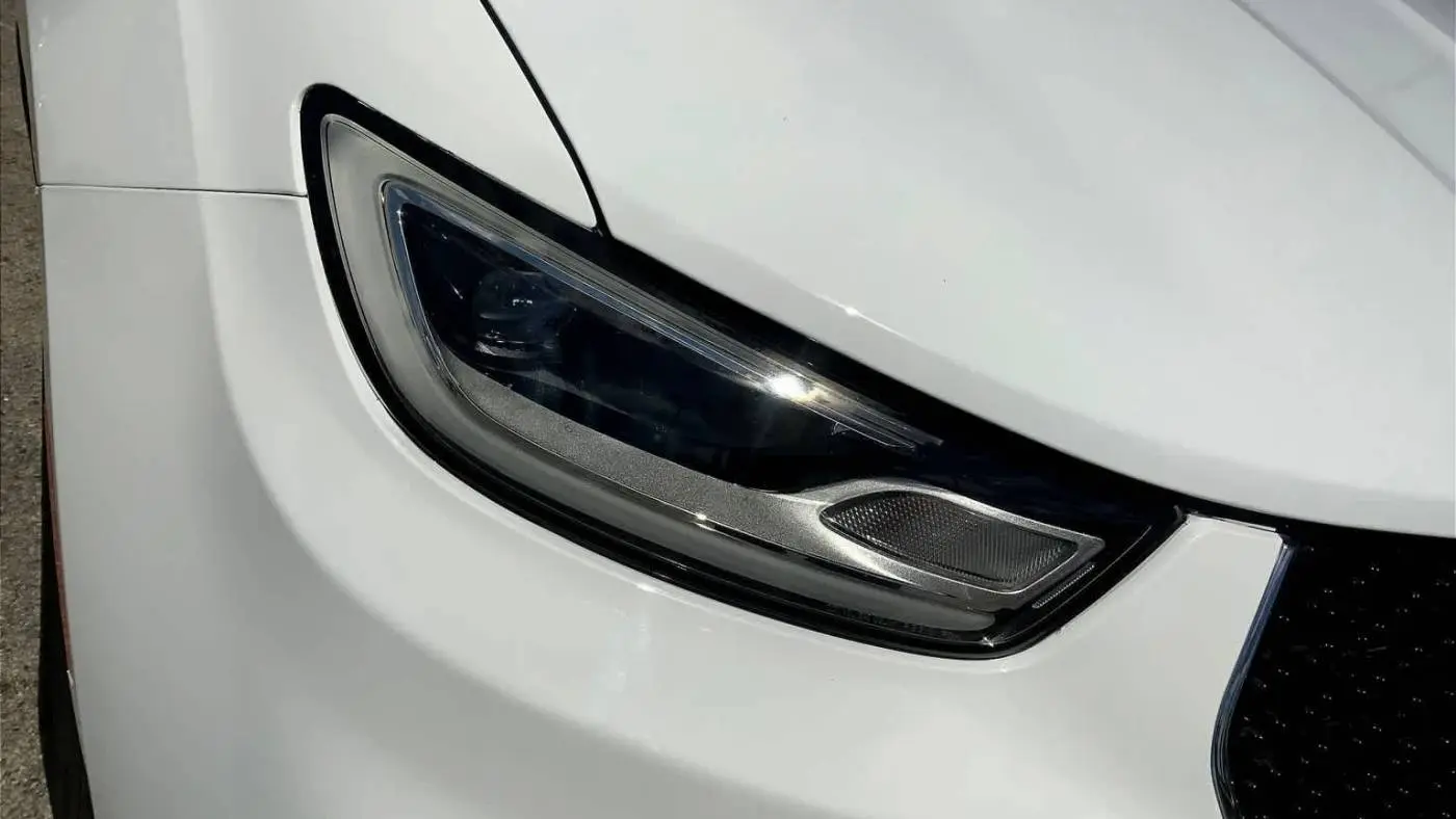 2024 Chrysler Pacifica 2C4RC1S77RR123716