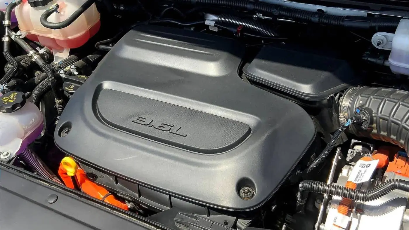 2024 Chrysler Pacifica 2C4RC1S77RR123716