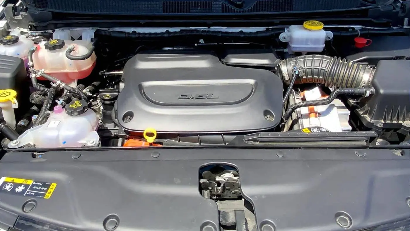 2024 Chrysler Pacifica 2C4RC1S77RR123716