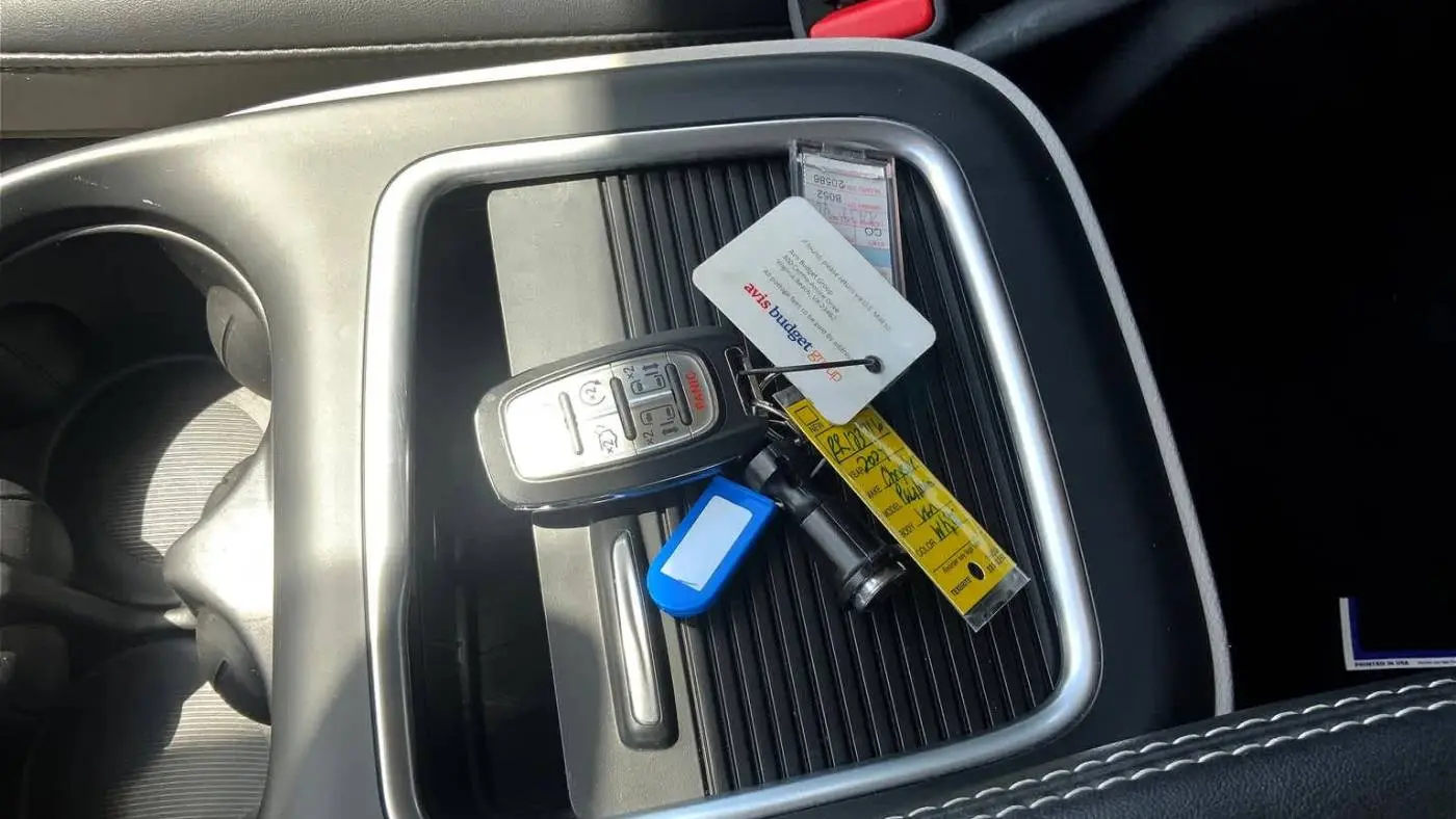 2024 Chrysler Pacifica 2C4RC1S77RR123716