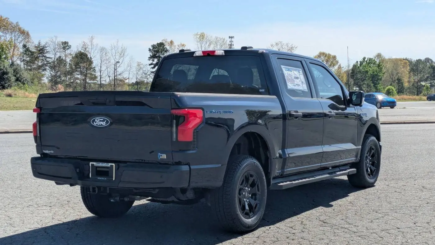 2025 Ford F-150 Lightning 1FTVW3LK3SWG00305