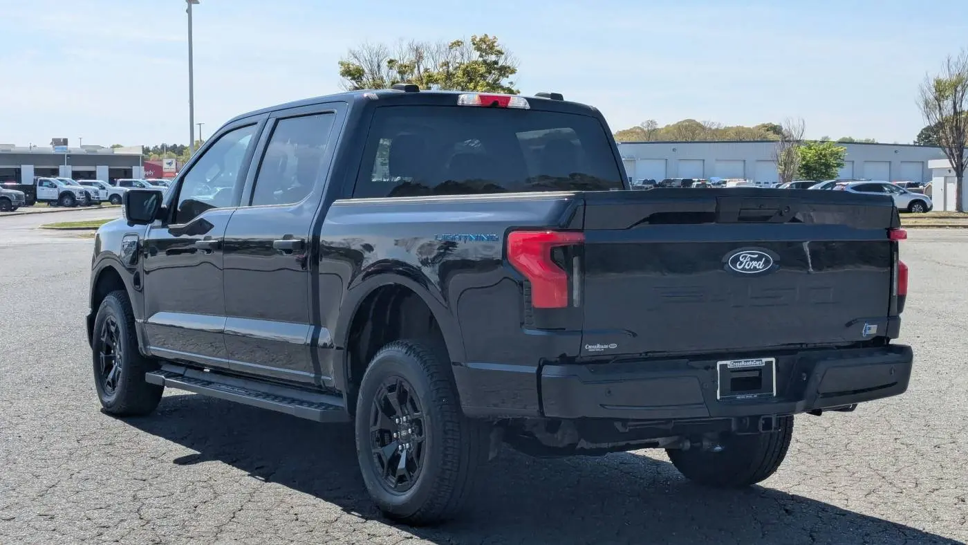 2025 Ford F-150 Lightning 1FTVW3LK3SWG00305