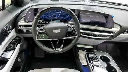2025 Cadillac Lyriq 1GYKPRRL0SZ303102