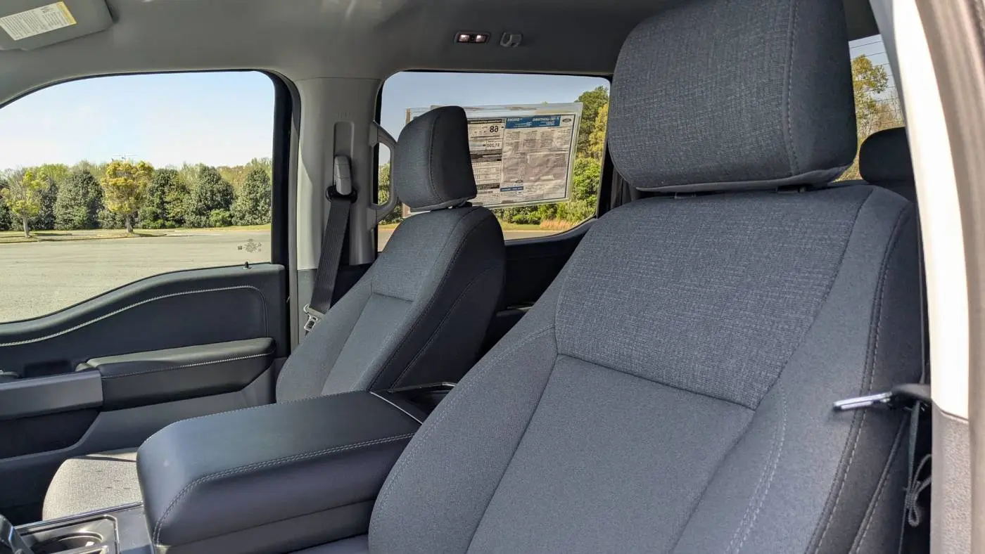 2025 Ford F-150 Lightning 1FTVW3LK3SWG00305