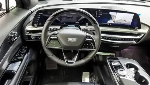 2025 Cadillac Lyriq 1GYKPTRL8SZ303104