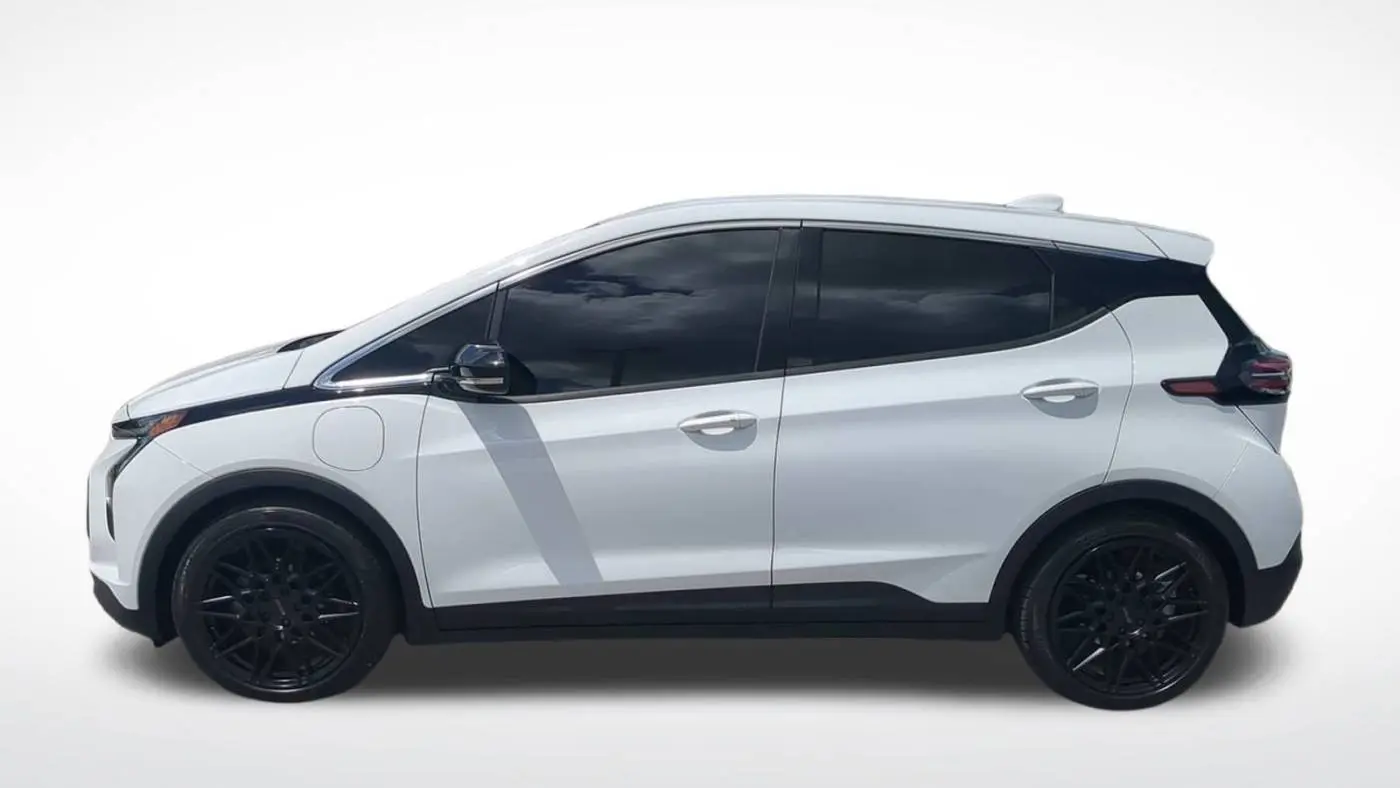 2023 Chevrolet Bolt 1G1FW6S02P4113050