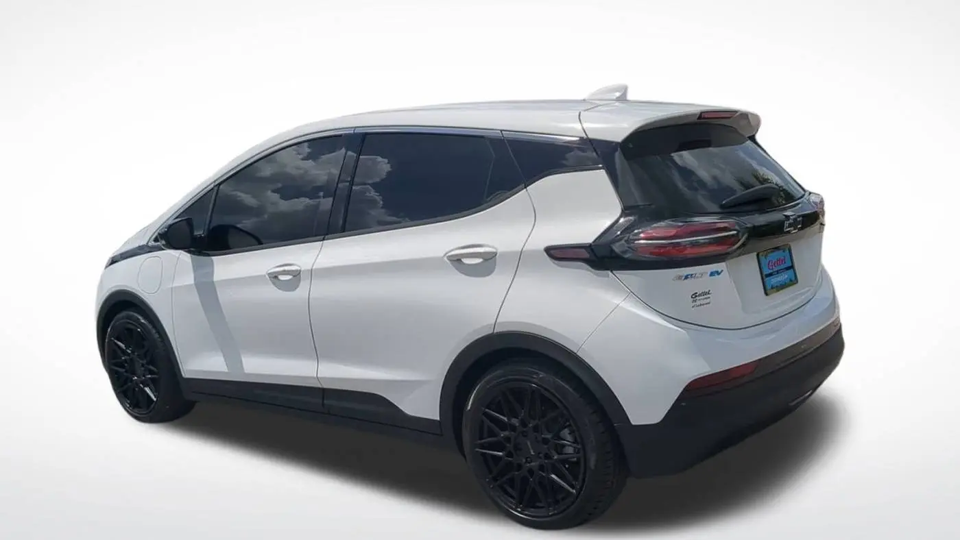 2023 Chevrolet Bolt 1G1FW6S02P4113050