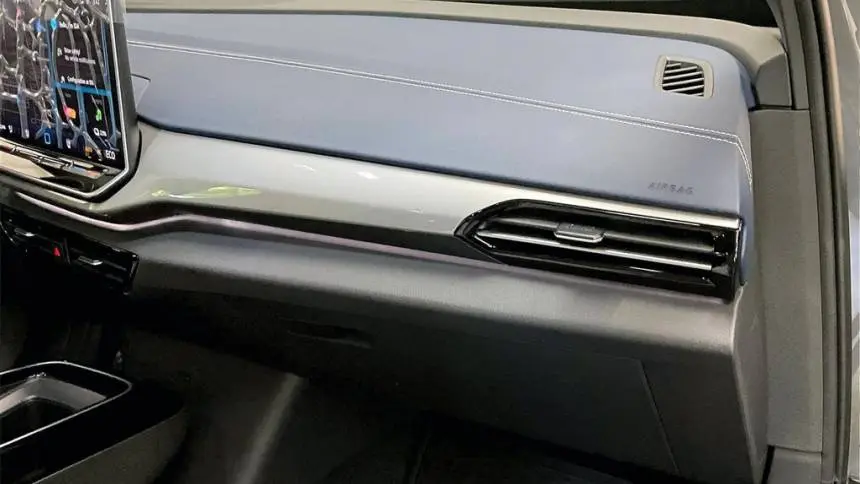 2025 Volkswagen ID.4 1V2WSPE8XSC004245