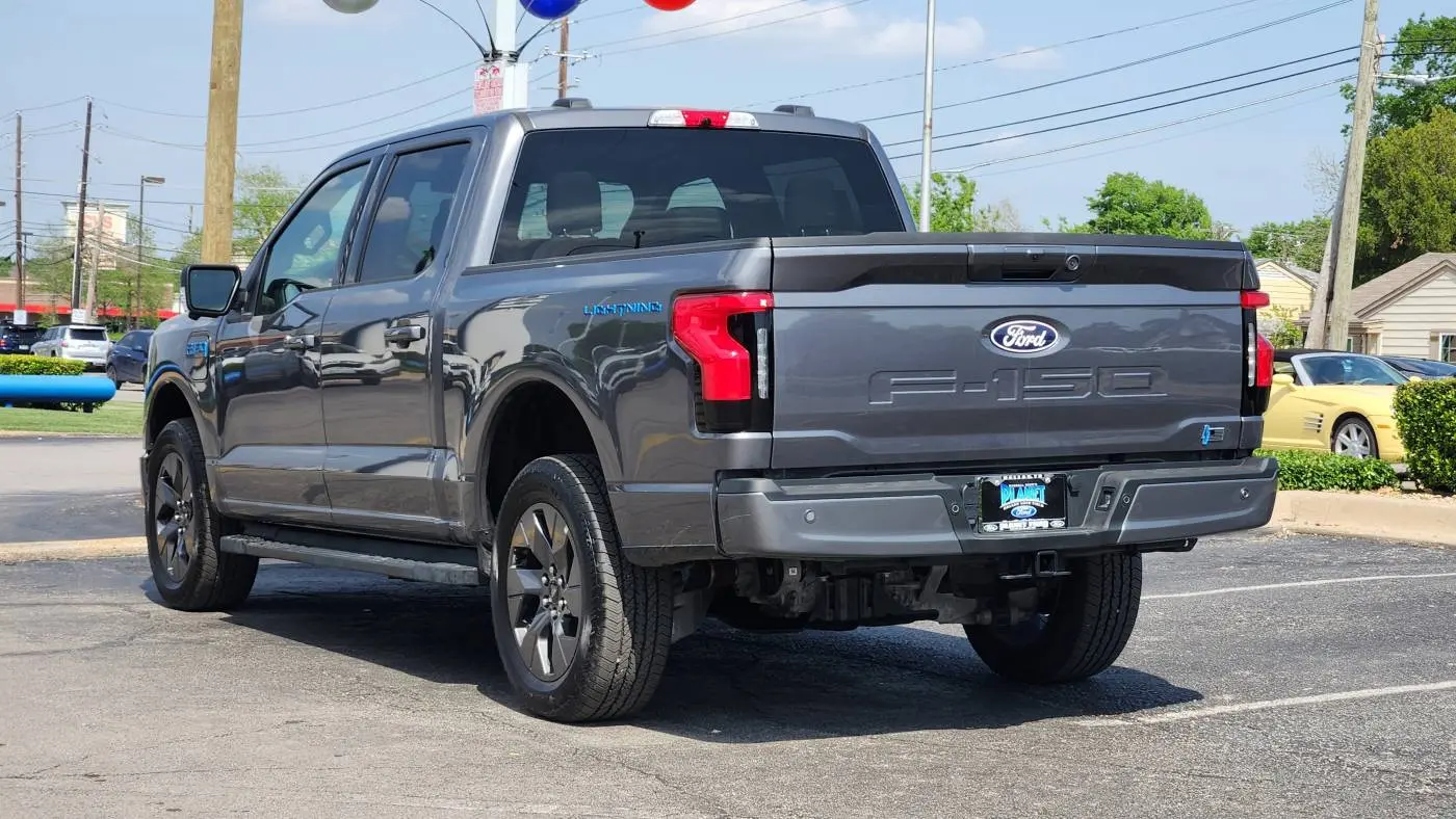 2025 Ford F-150 Lightning 1FTVW3L72SWG02364