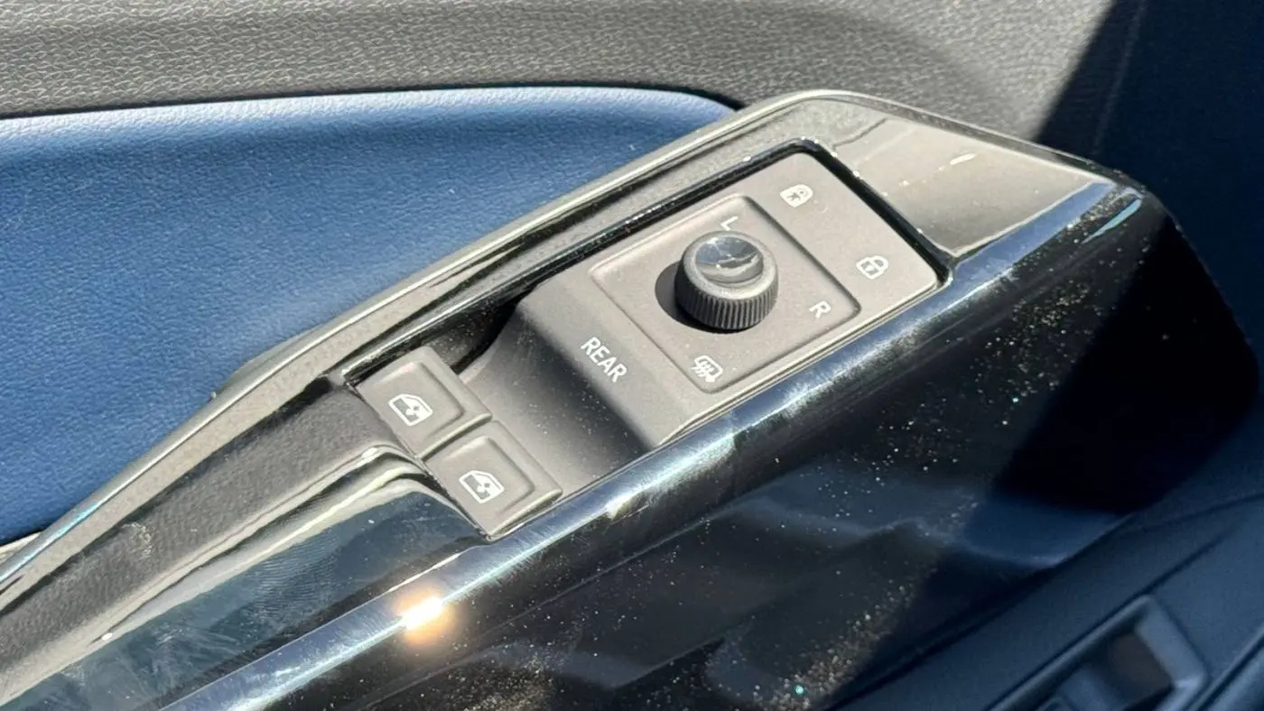 2025 Volkswagen ID.4 1V25MPE85SC004806