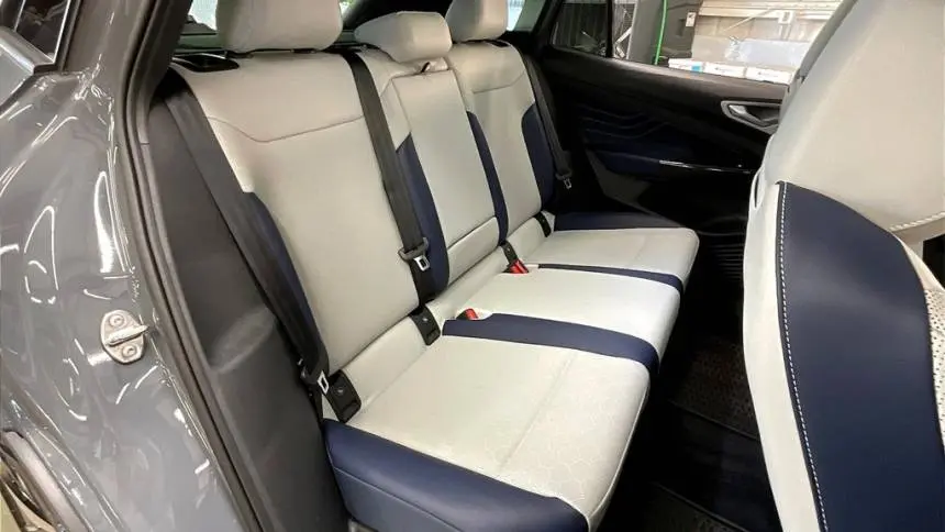 2025 Volkswagen ID.4 1V2WSPE8XSC004245