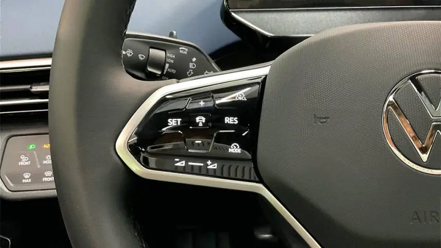 2025 Volkswagen ID.4 1V2WSPE8XSC004245