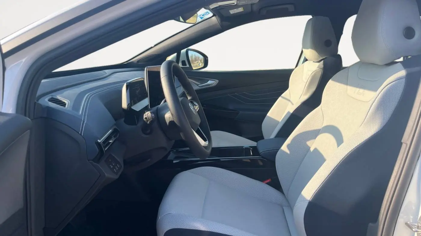 2025 Volkswagen ID.4 1V2WSPE8XSC000101