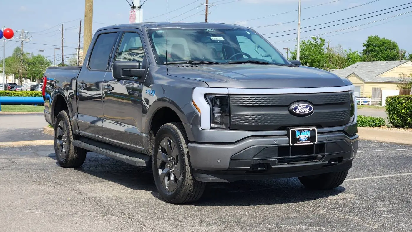 2025 Ford F-150 Lightning 1FTVW3L72SWG02364