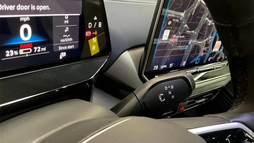 2025 Volkswagen ID.4 1V2WSPE8XSC004245