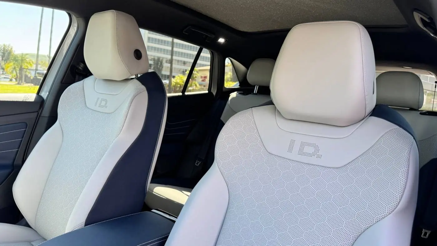 2025 Volkswagen ID.4 1V25MPE85SC004806