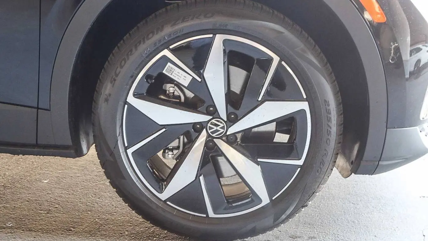 2025 Volkswagen ID.4 1V2WSPE80SC000401