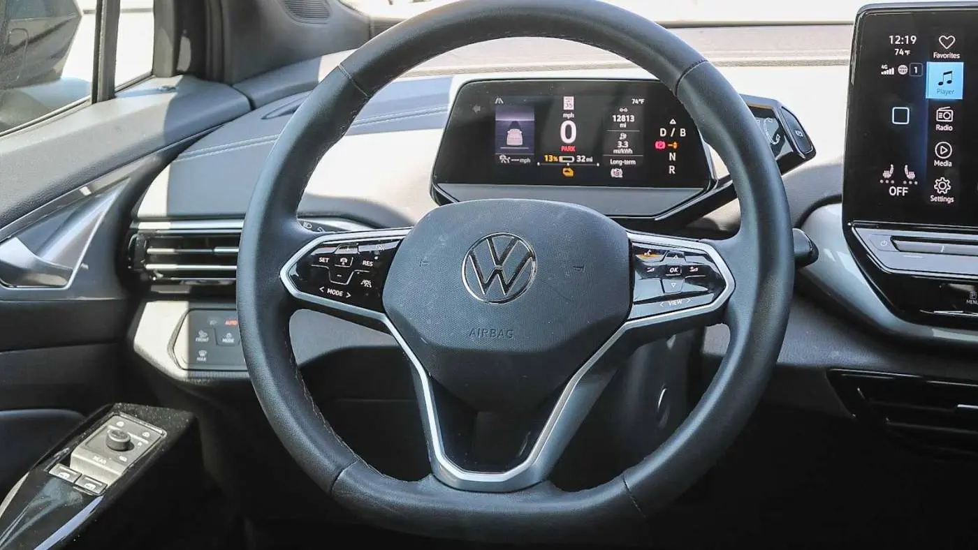 2023 Volkswagen ID.4 1V2VMPE80PC031886