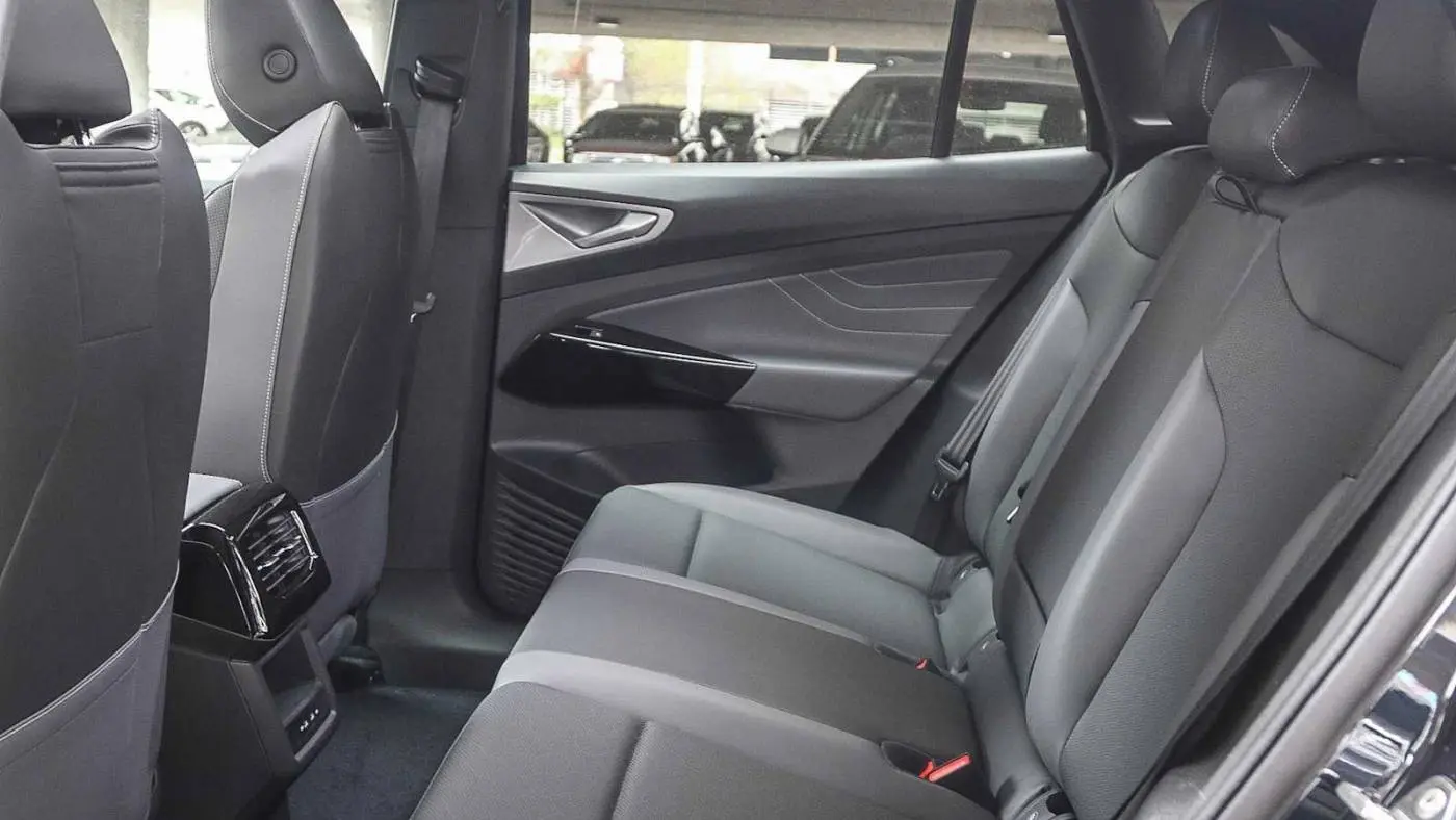 2025 Volkswagen ID.4 1V2WSPE80SC000401