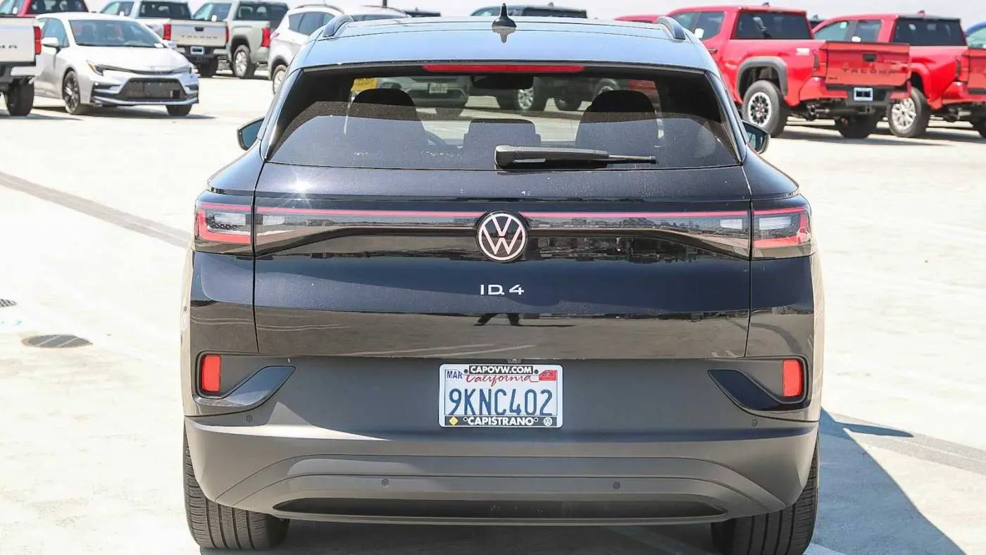 2023 Volkswagen ID.4 1V2VMPE80PC031886