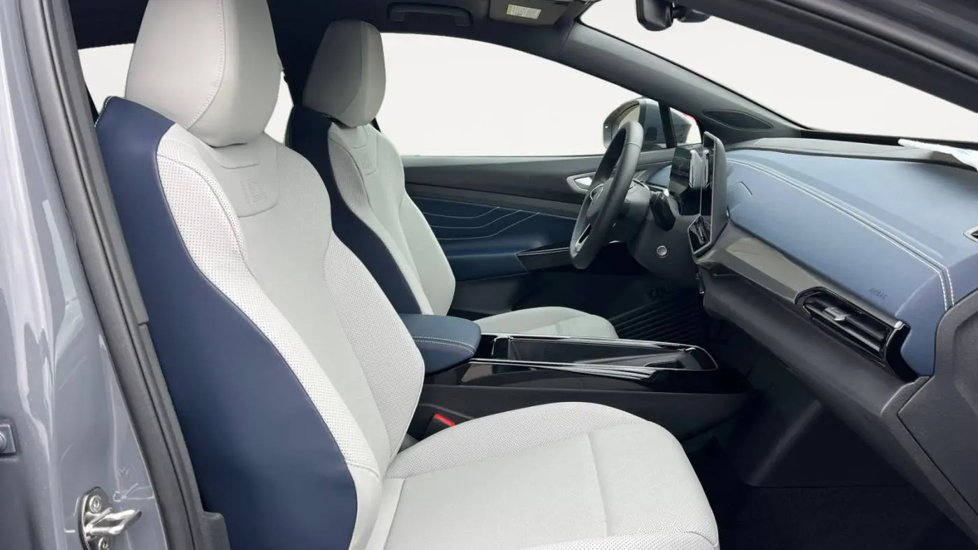 2025 Volkswagen ID.4 1V2VRPE88SC004493