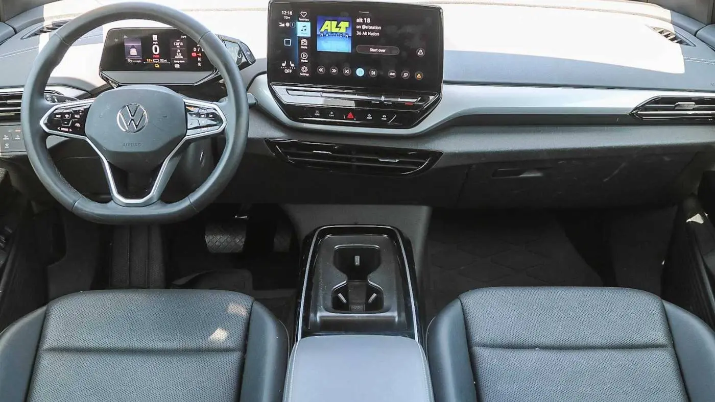 2023 Volkswagen ID.4 1V2VMPE80PC031886