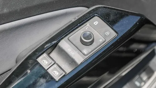 2023 Volkswagen ID.4 1V2VMPE80PC031886