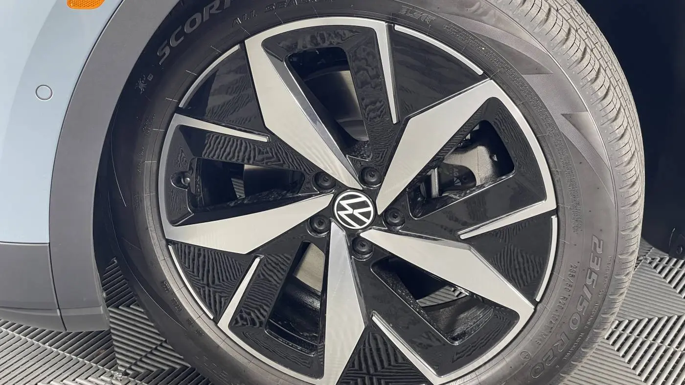 2025 Volkswagen ID.4 1V2WSPE87SC003540