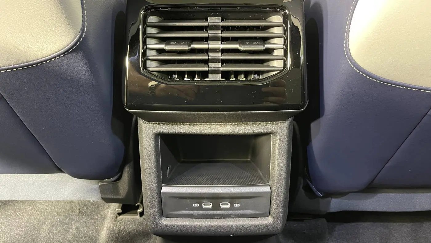 2025 Volkswagen ID.4 1V2WSPE87SC003540