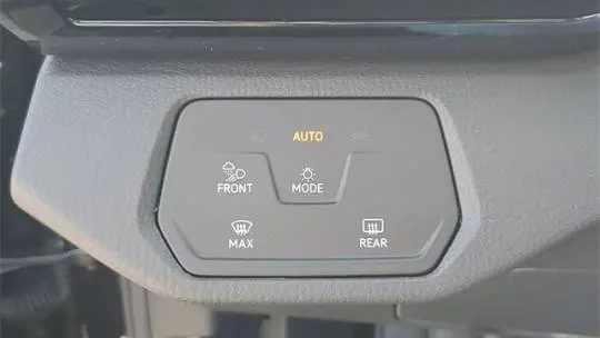 2025 Volkswagen ID.4 1V25MPE81SC004771