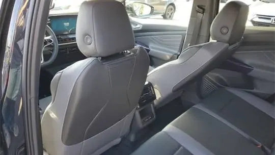 2025 Volkswagen ID.4 1V25MPE81SC004771