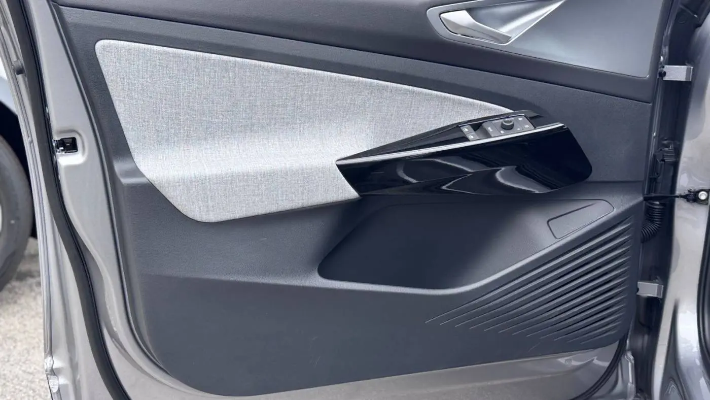 2025 Volkswagen ID.4 1V2DSPE81SC003329