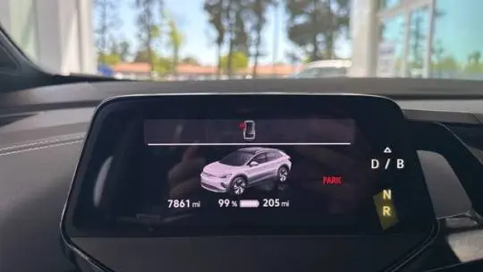 2023 Volkswagen ID.4 1V25MPE83PC042025