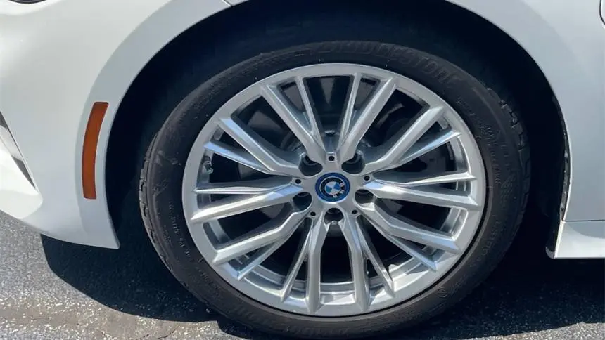 2024 BMW 3 Series 3MW39FF06R8E01811