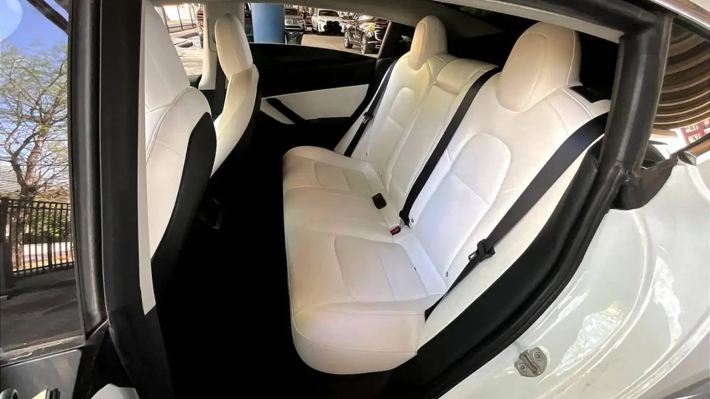 2018 Tesla Model 3 5YJ3E1EB0JF181229