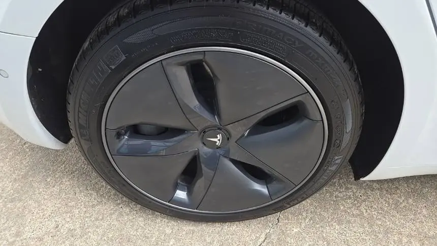 2019 Tesla Model 3 5YJ3E1EAXKF416664