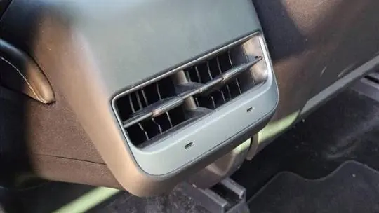2023 Tesla Model Y 7SAYGDEE3PA070145