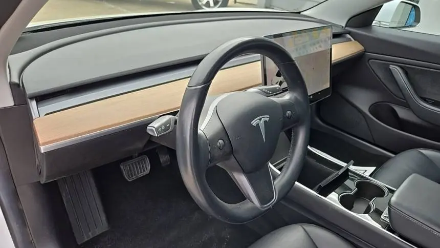 2019 Tesla Model 3 5YJ3E1EAXKF416664