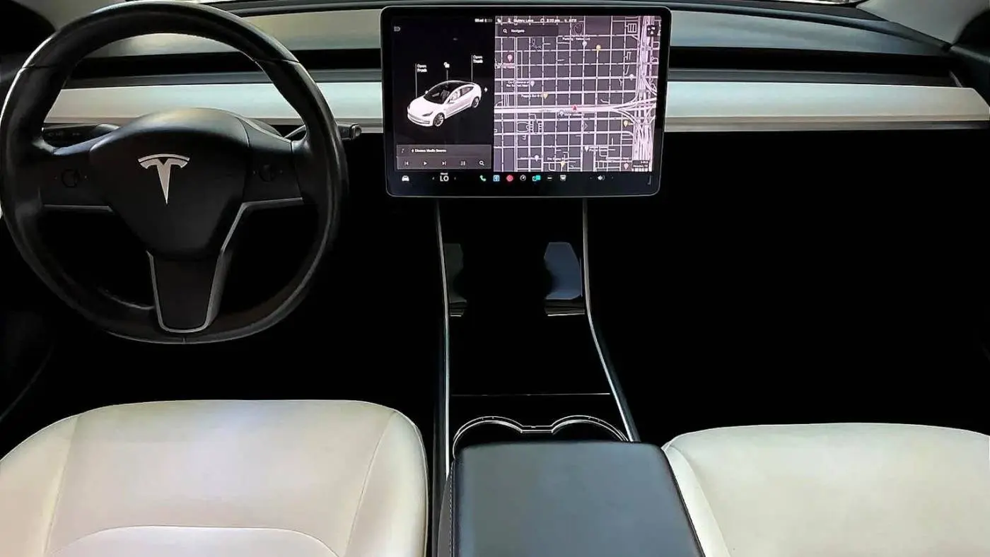 2018 Tesla Model 3 5YJ3E1EB0JF181229