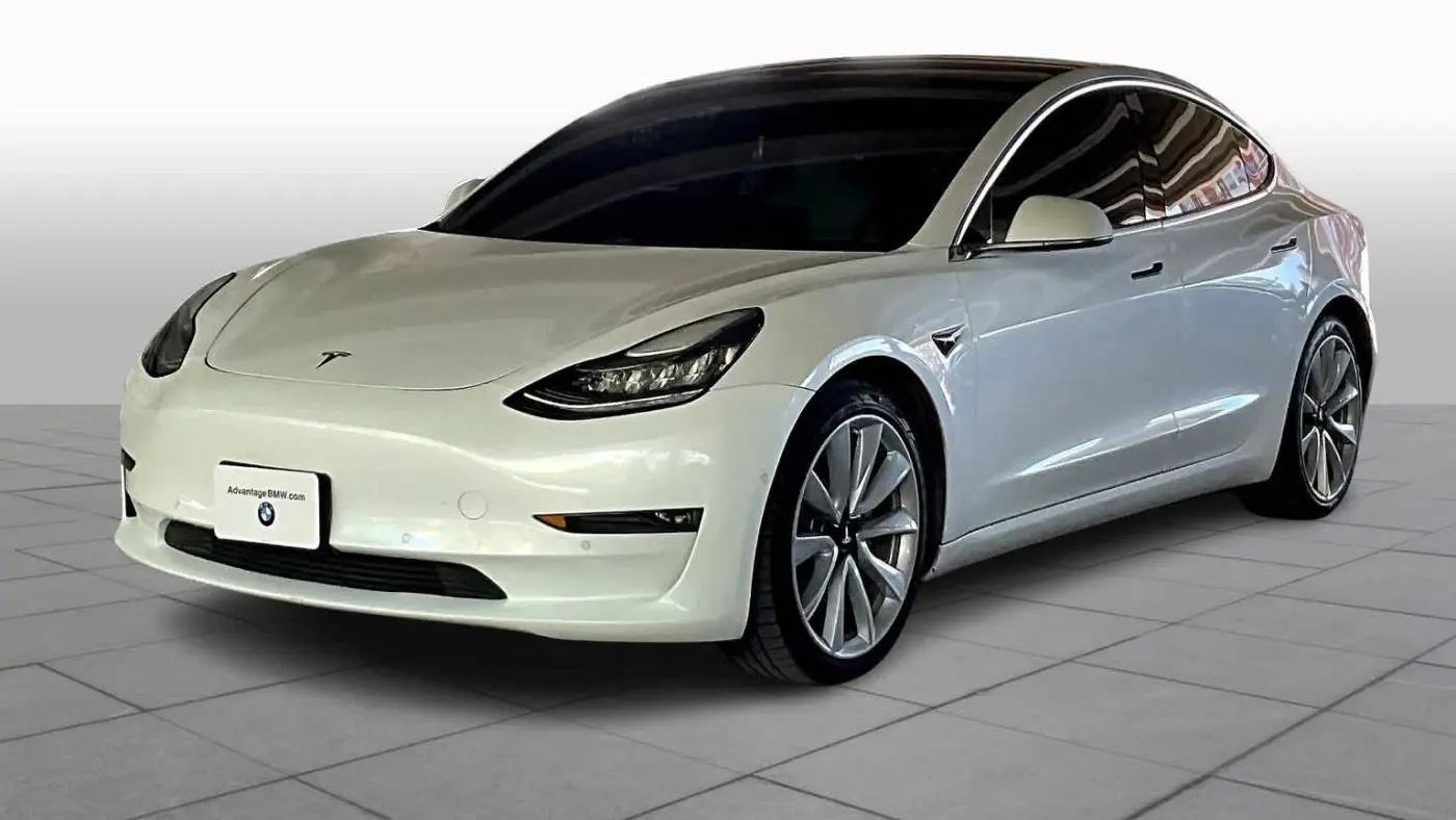 2018 Tesla Model 3 5YJ3E1EB0JF181229