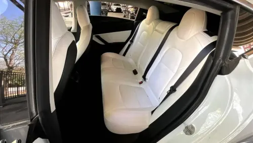 2018 Tesla Model 3 5YJ3E1EB0JF181229