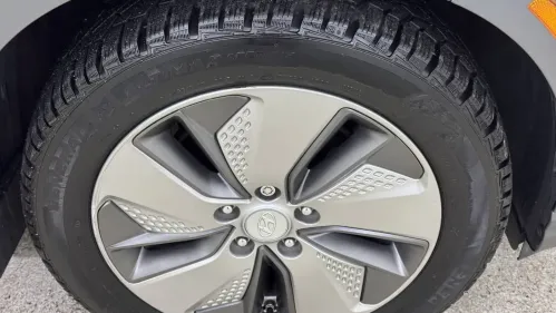 2019 Hyundai Kona Electric KM8K53AG8KU030121