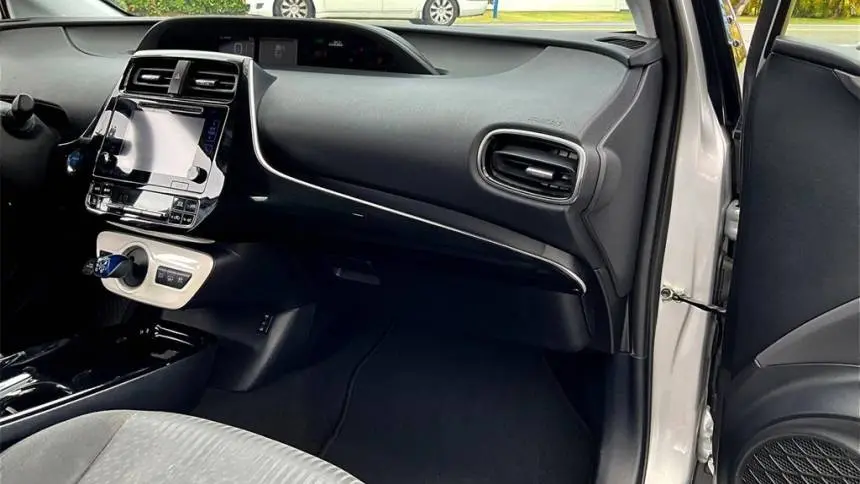 2019 Toyota Prius Prime JTDKARFP7K3106056