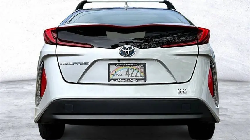 2019 Toyota Prius Prime JTDKARFP7K3106056