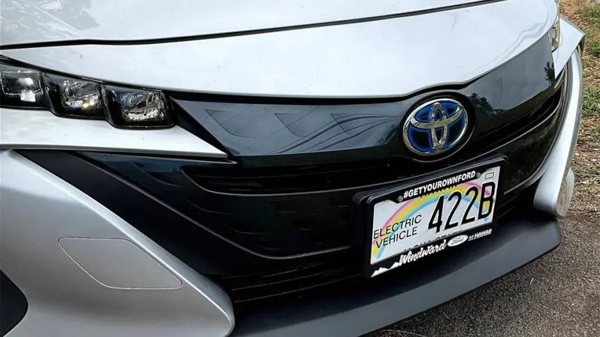 2019 Toyota Prius Prime JTDKARFP7K3106056
